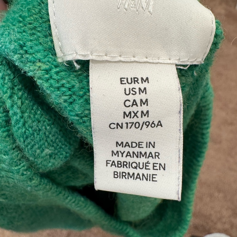 H&M Green Women's Sweater Medium - Picture 4 of 5